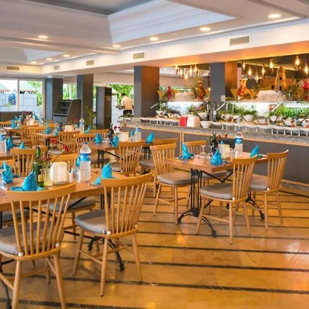 Club Sunbel בלדיבי