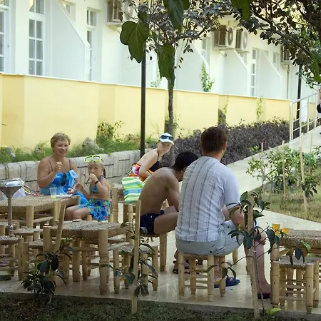 Club Sunbel 3* בלדיבי